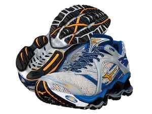Mizuno Wave Prophecy Running Shoes Mens 8KN 11625 NEW 2012  