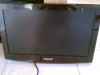Samsung 22 LCD flatscreen tv  